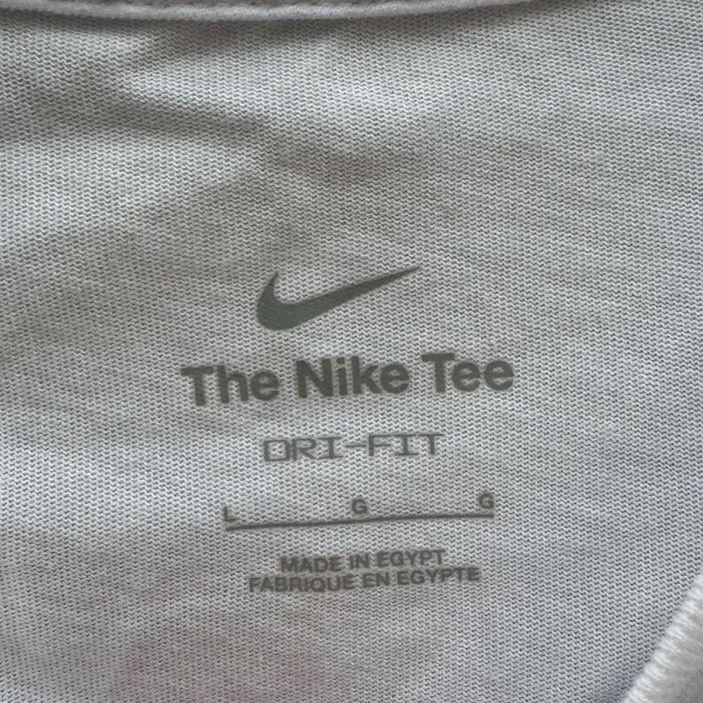 Nike women court